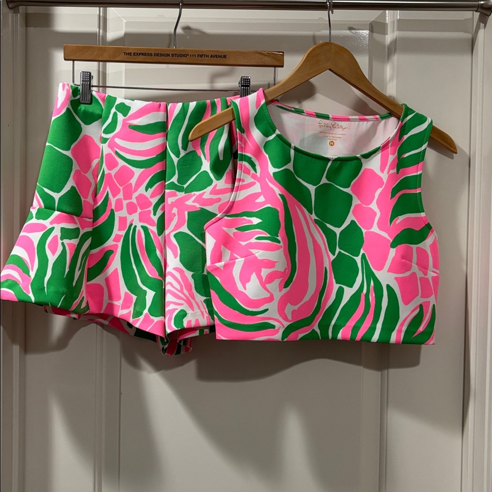 HTF Lilly Pulitzer M Neri Set